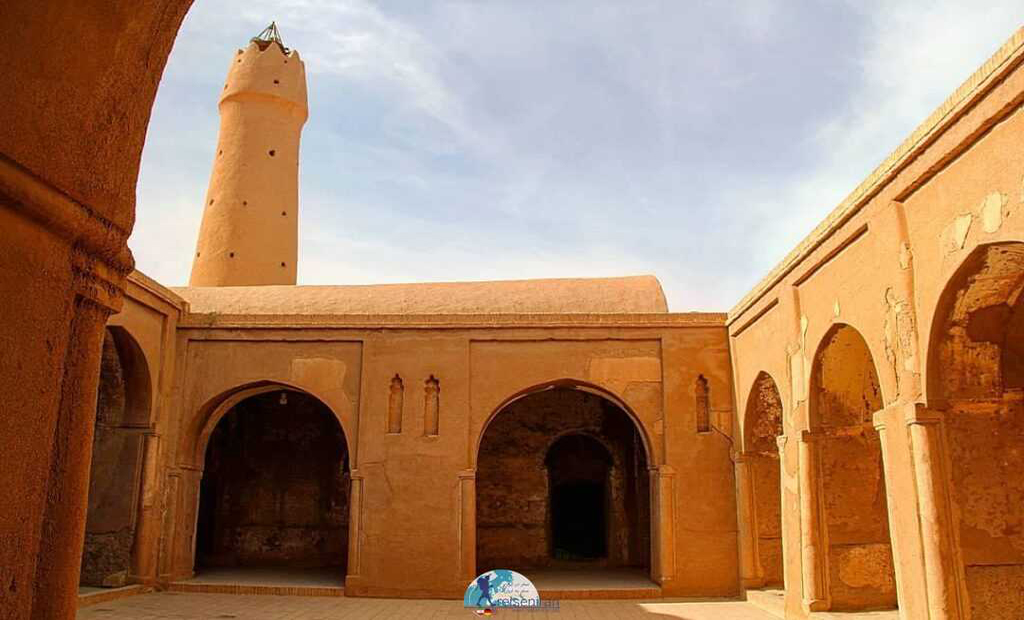 الگو مسجدهای فهرج(سنگ فرگاه)